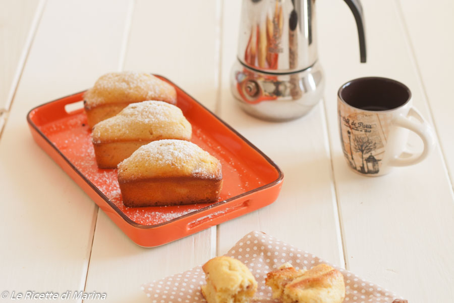 Mini plumcake con farina di avena e nocciole - Le Ricette di Marina